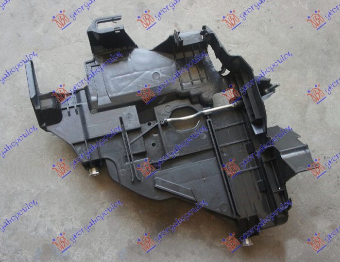 HEAD LAMP BRACKET PLASTIC INNER LOWER -2007