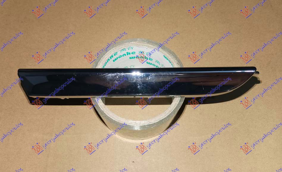 GRILLE MOULDING LOWER CHROME