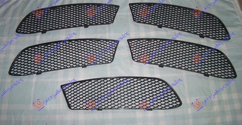 FRONT BUMPER GRILLE (AMG LINE)