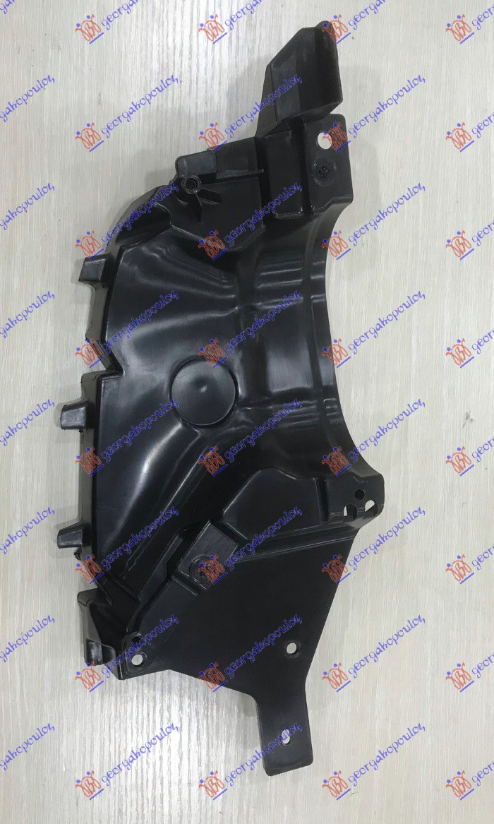 REAR EXHAUST MOULDING BASE (AMG-LIME)