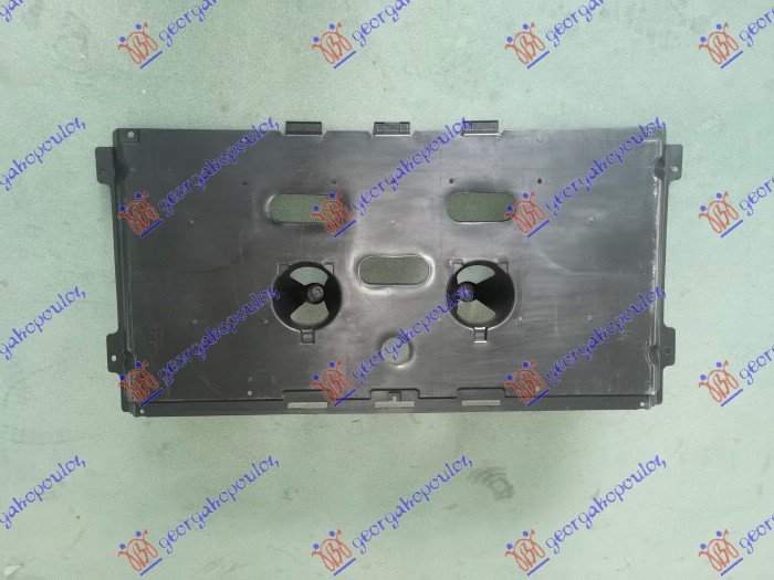 ΠΟΔΙΑ ΜΗΧΑΝΗΣ ΠΛΑΣΤΙΚΗ (ΜΕΣΑΙΟ ΚΟΜΜΑΤΙ)