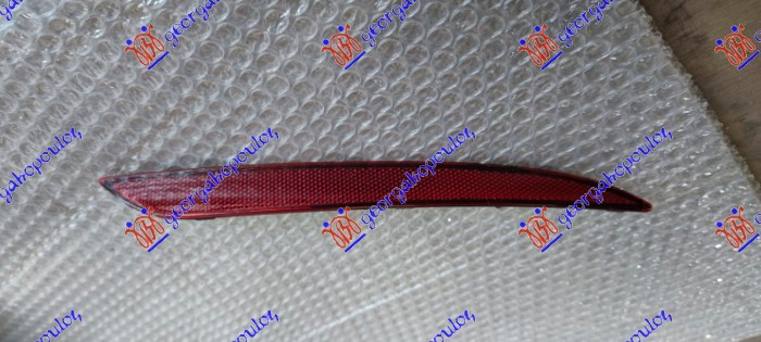 REAR BUMPER REFLECTOR