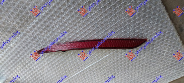 REAR BUMPER REFLECTOR